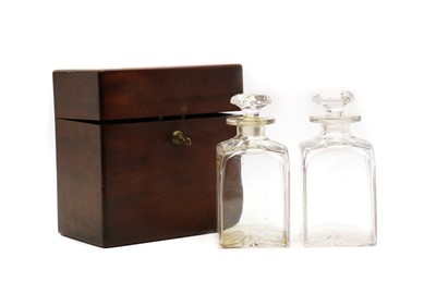 Lot 220 - A Victorian mahogany decanter box