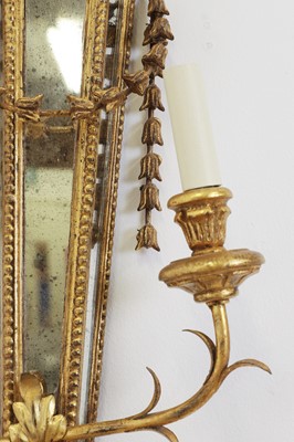 Lot 188 - A pair of George III-style wall lights