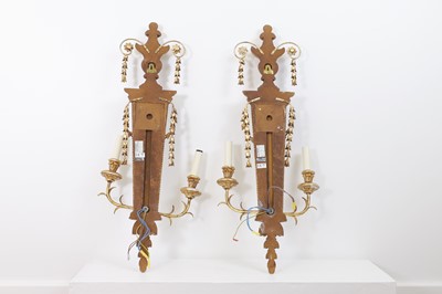Lot 188 - A pair of George III-style wall lights