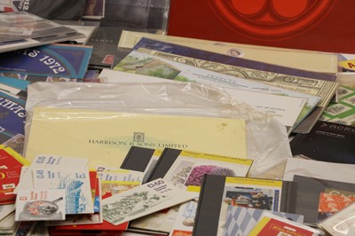 Lot 350 - A large quantity of GB stamp booklets
