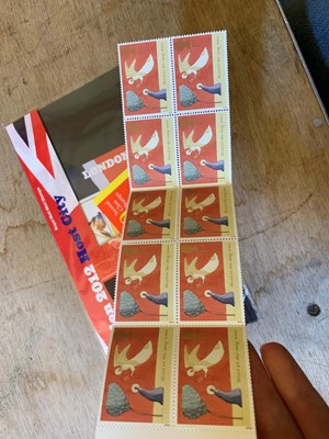 Lot 350 - A large quantity of GB stamp booklets