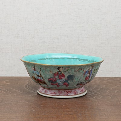 Lot 67 - A Chinese famille rose bowl