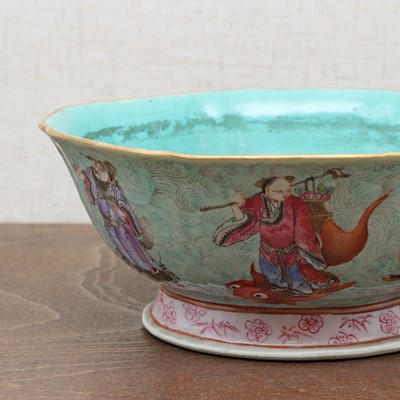 Lot 67 - A Chinese famille rose bowl