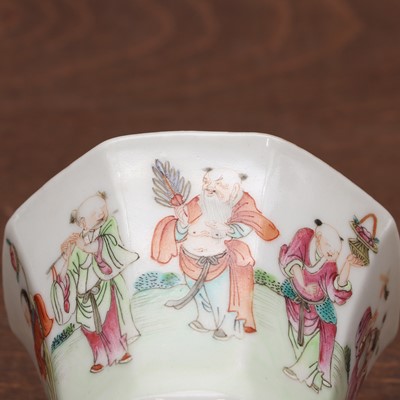 Lot 77 - A collection of five Chinese famille rose teacups