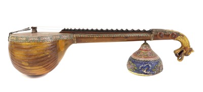 Lot 320 - An Indian veena