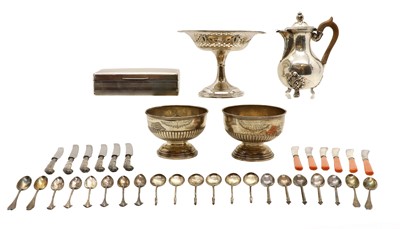 Lot 68 - A group of silver items