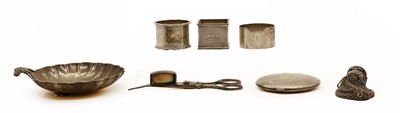 Lot 69 - A collection of silver items
