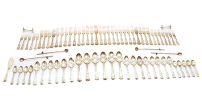 Lot 28 - A collection of Kings pattern flatware