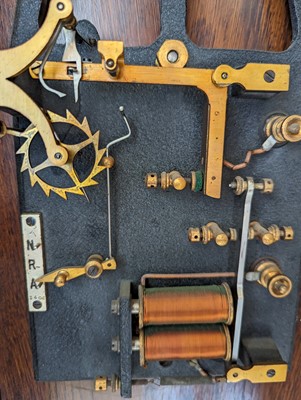 Lot 416 - An Electric Synchronome clock