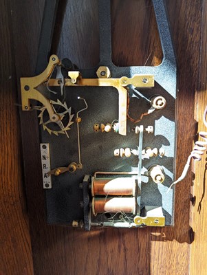 Lot 416 - An Electric Synchronome clock