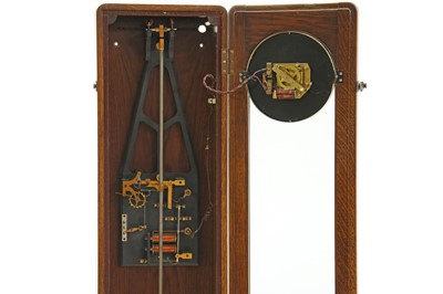 Lot 416 - An Electric Synchronome clock