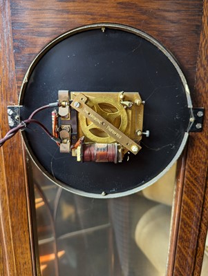Lot 416 - An Electric Synchronome clock