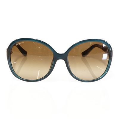 Lot 1524 - A pair of Bvlgari faux tortoiseshell sunglasses