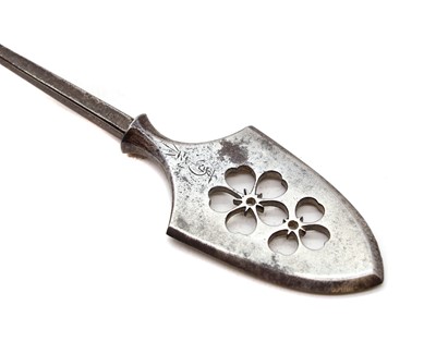 Lot 99 - A Japanese steel Yanone or arrowhead