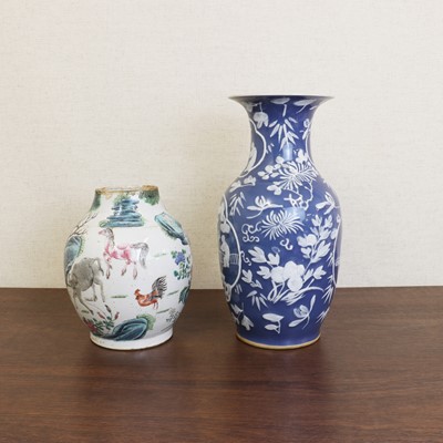 Lot 192 - A Chinese famille rose vase
