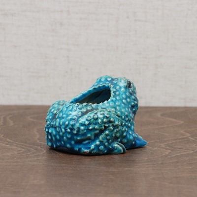 Lot 178 - A Chinese turquoise-glazed water dropper