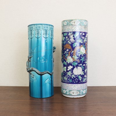 Lot 162 - A Chinese famille rose vase