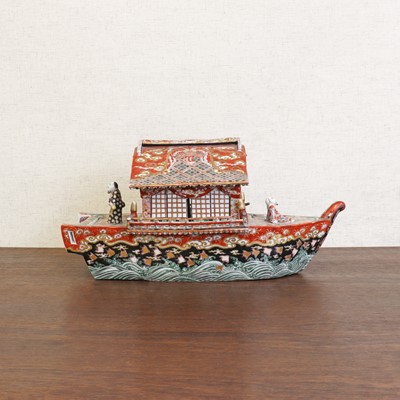 Lot 213 - A Japanese Kutani ware junk boat