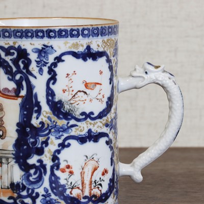 Lot 202 - A collection of Chinese export mugs