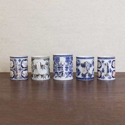 Lot 202 - A collection of Chinese export mugs