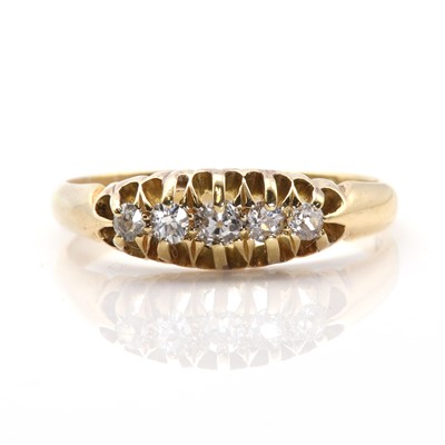 Lot 46 - An 18ct gold five stone diamond ring