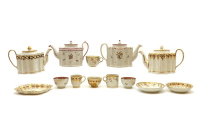 Lot 215 - A group of New Hall porcelain items