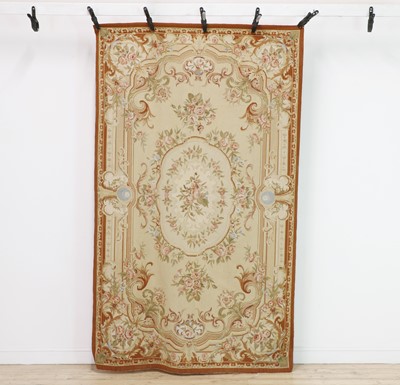 Lot 371 - An Aubusson style rug