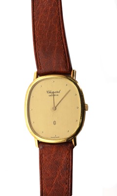 Lot 306 - An 18ct gold Chopard for Kutchinsky quartz strap watch