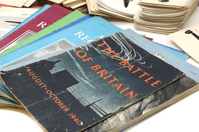 Lot 124 - Early WWII aircraft identification literature