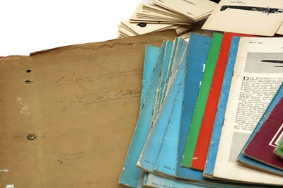 Lot 124 - Early WWII aircraft identification literature
