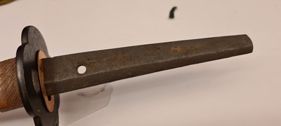 Lot 37 - A Japanese wakizashi