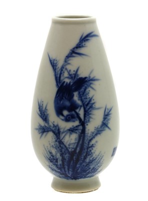 Lot 207 - A small Chinese blue and white vase