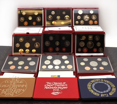 Lot 72 - A collection of Royal Mint annual uncirculated brilliant coin packs