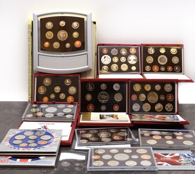 Lot 70 - A collection of Royal Mint proof sets