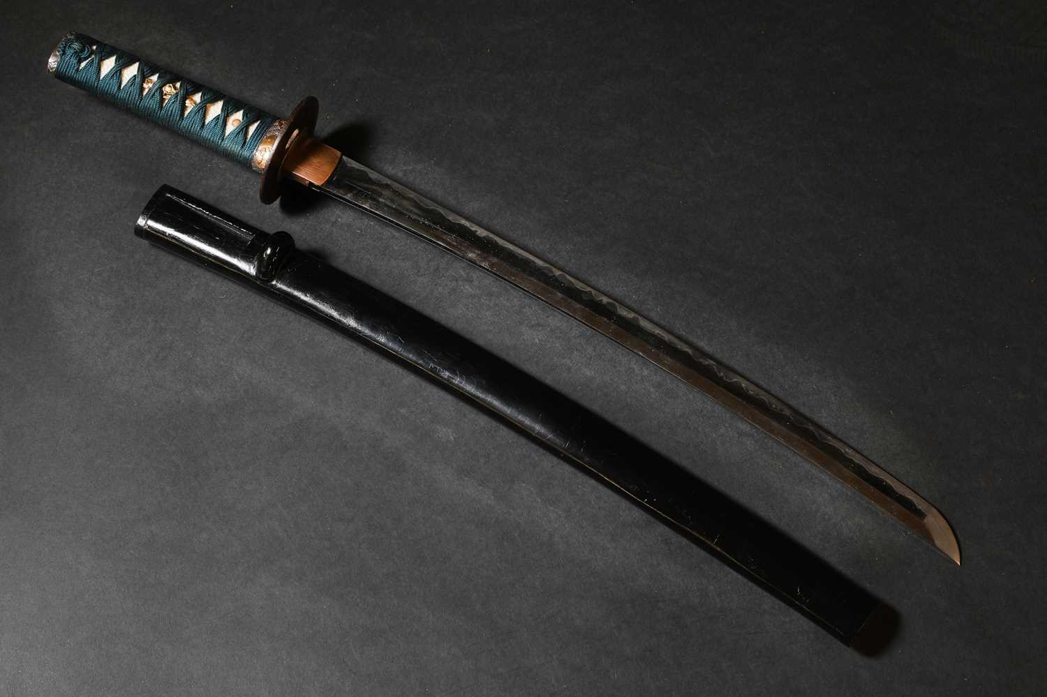 Lot 17 - A Japanese wakizashi