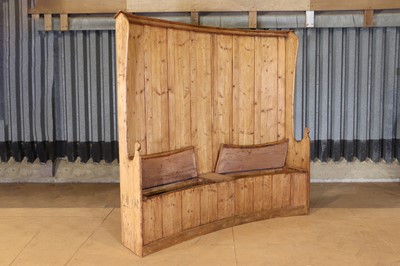 Lot 10 - A curved pine settle