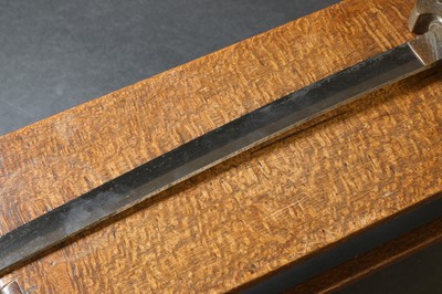 Lot 34 - A Japanese katana