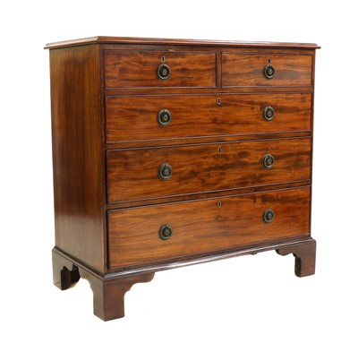 Lot 433 - A mahogany chest of drawers
