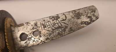 Lot 4 - A Japanese tanto