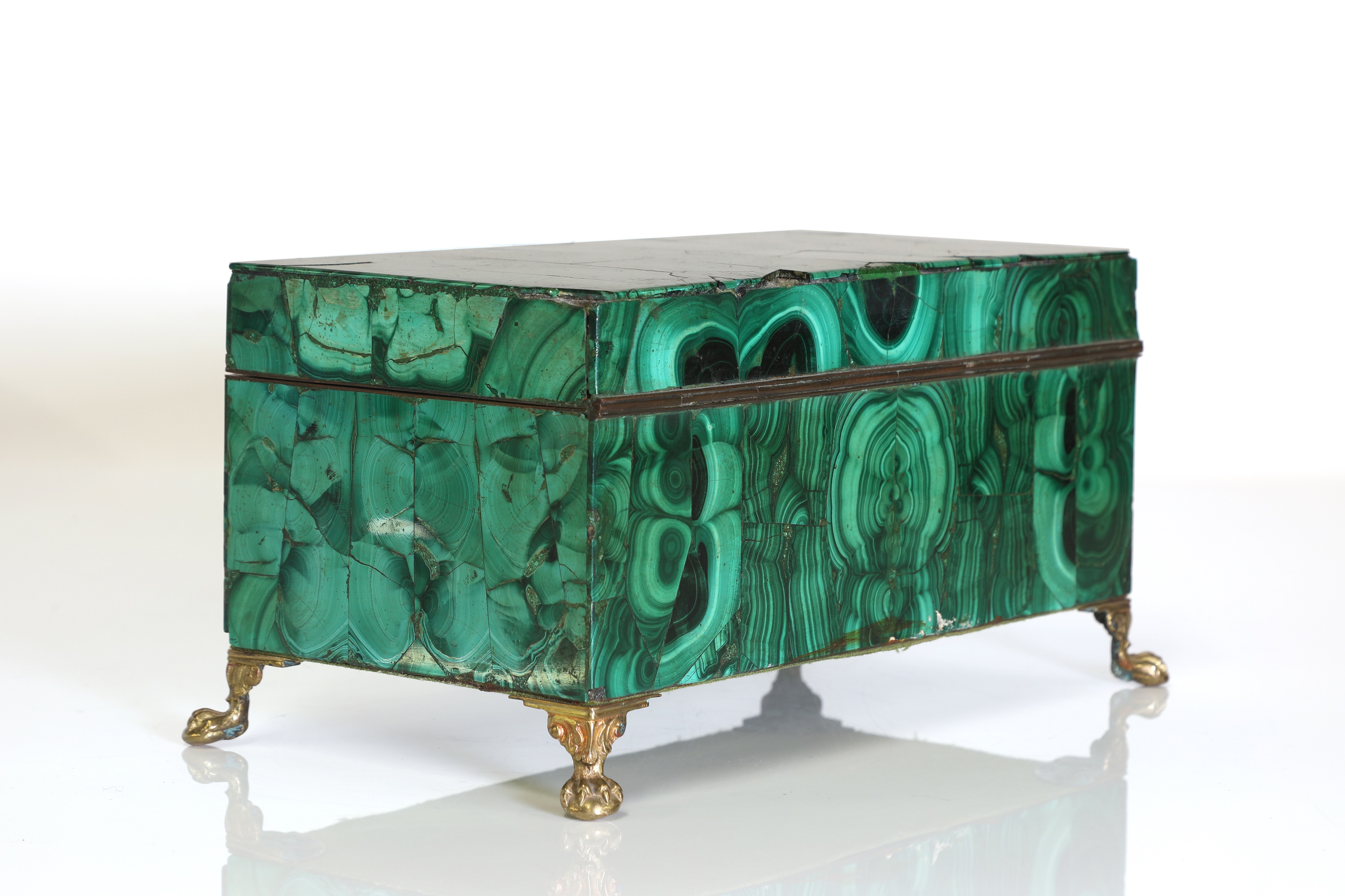 Lot 57 - A malachite trinket box,