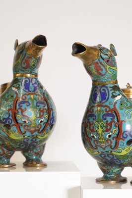 Lot 87 - A pair of cloisonné ewers