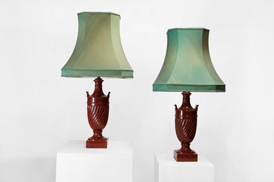 Lot 129 - A pair of simulated porphyry table lamps