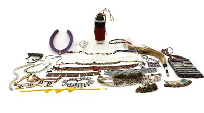 Lot 283 - A quantity of beadwork items
