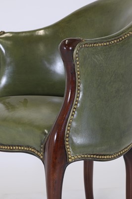 Lot 169 - A George III-style mahogany library chair