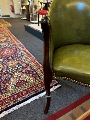 Lot 169 - A George III-style mahogany library chair