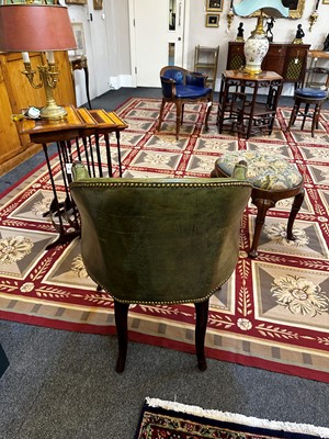 Lot 169 - A George III-style mahogany library chair