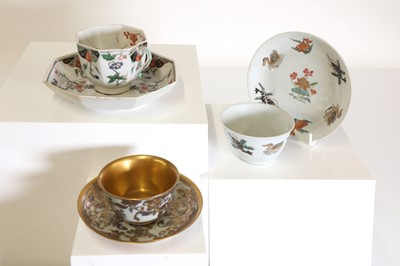 Lot 178 - A group of Chinese porcelain cups and saucers