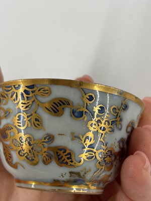 Lot 178 - A group of Chinese porcelain cups and saucers