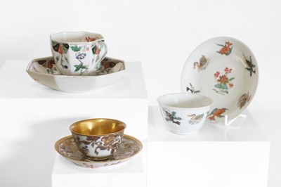 Lot 178 - A group of Chinese porcelain cups and saucers