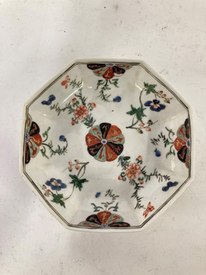 Lot 178 - A group of Chinese porcelain cups and saucers